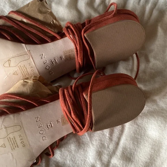 NWT Dôen Casimira Sandal Rust Suede Size 38 - Picture 3 of 6